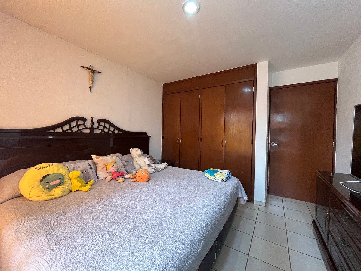 Casa en Las Víboras (Fraccionamiento Valle de las Flores), Tlajomulco de Zúñiga, foto 8 de 14