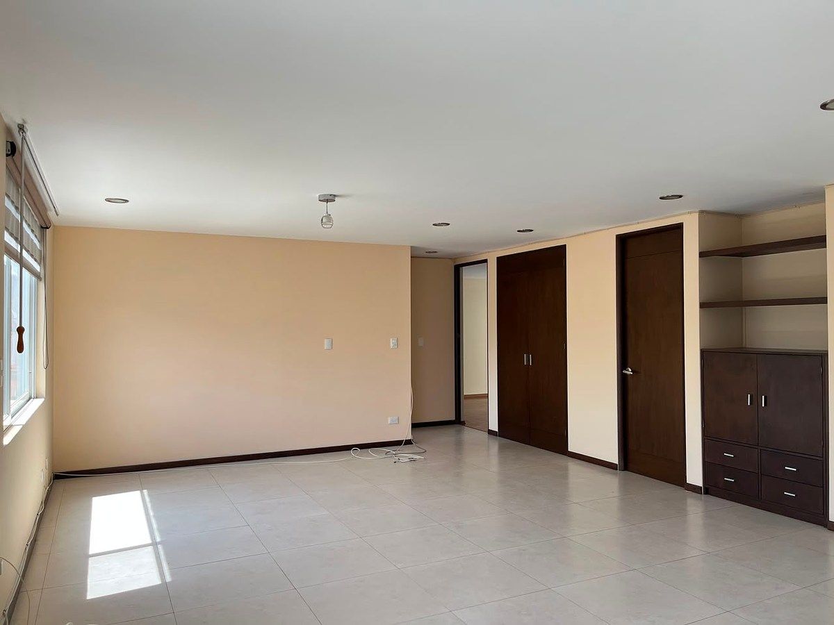 DEPARTAMENTO EN RENTA EN LA DEL VALLE CENTRO, foto 1 de 23