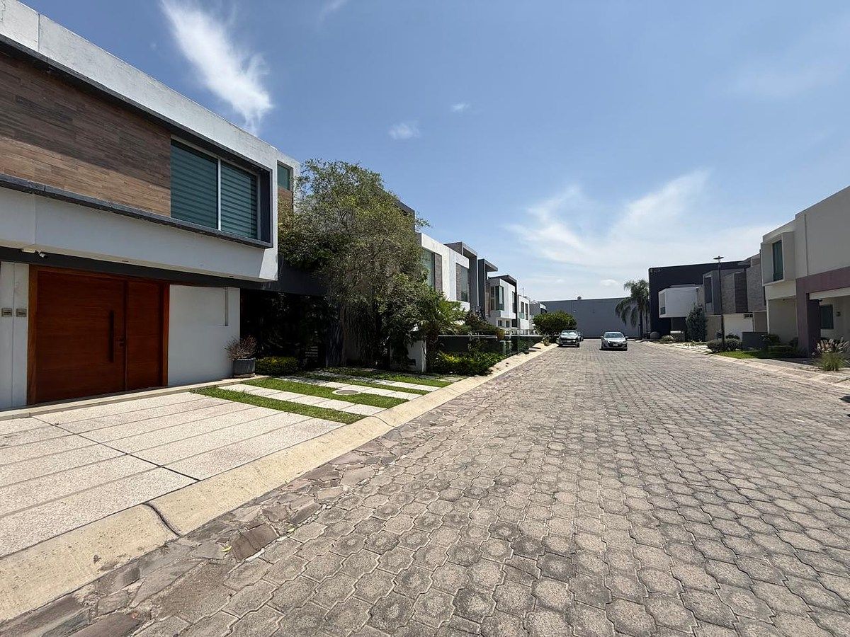 CASA EN VENTA LOS GAVILANES - foto 2