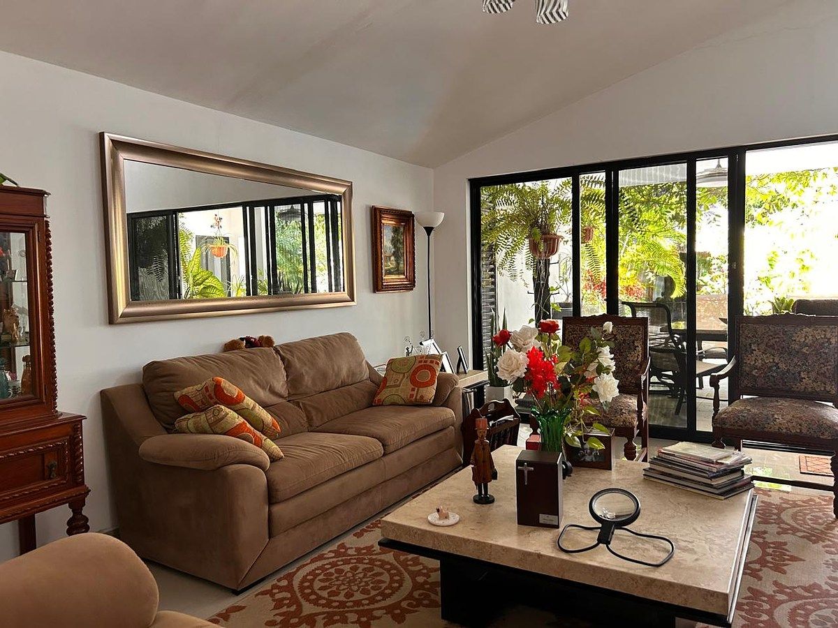 Casa en Venta en Club de Golf La Ceiba - foto 3