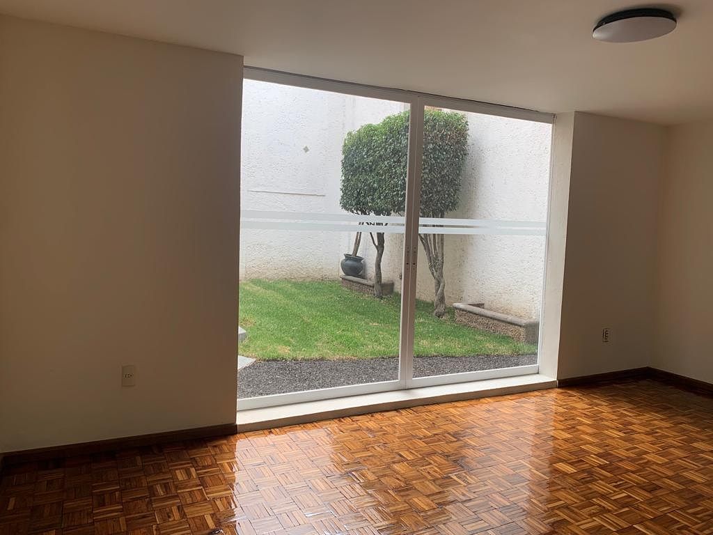 House in Gated Community in Club de Golf México, Tlalpan, photo 5 of 26