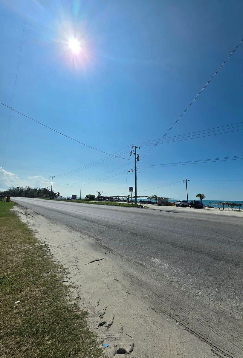 vive em frente à praia venda terreno Km15, foto 1 de 3