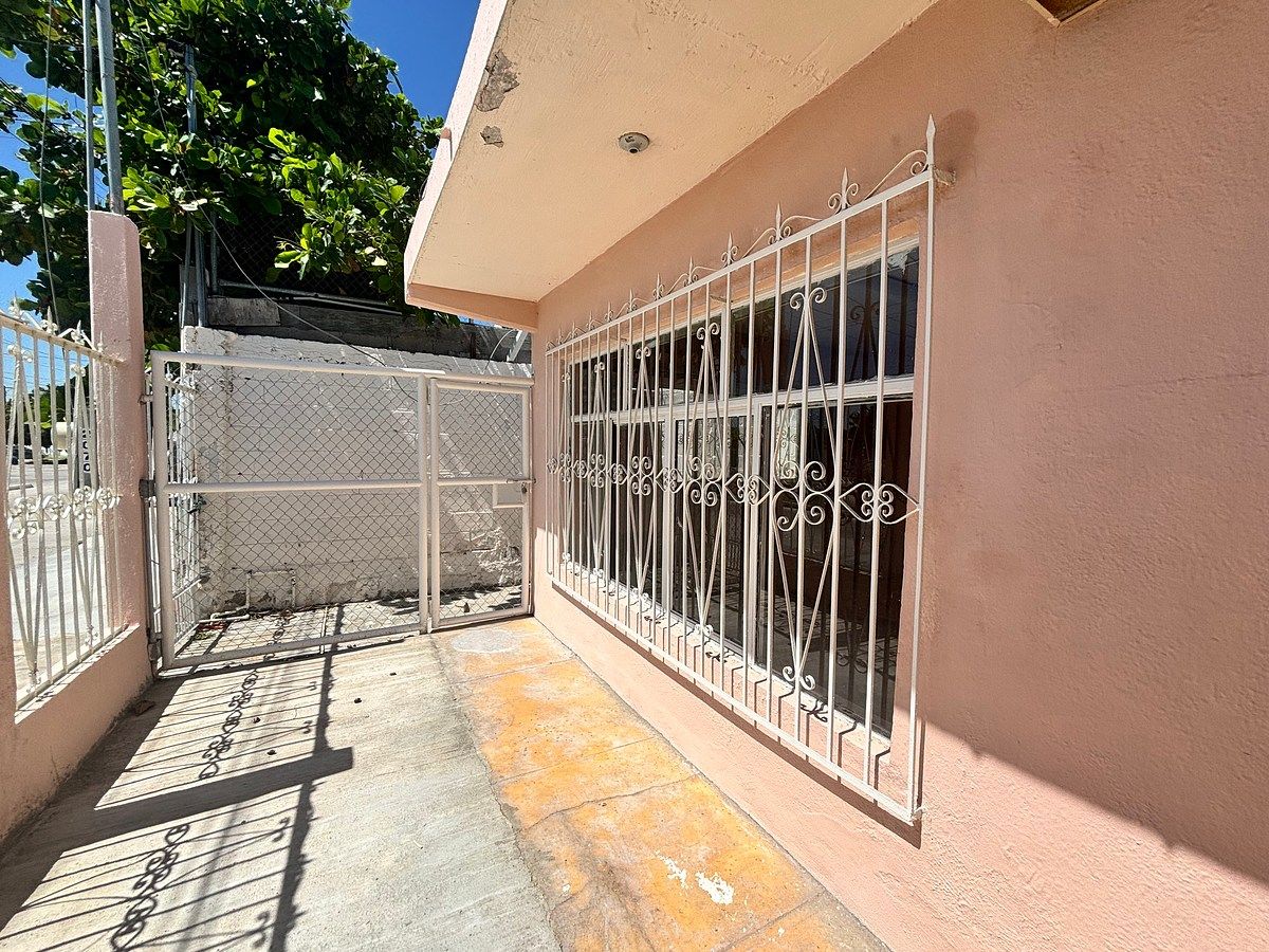 Local comercial en Adolfo Ruiz Cortines, La Paz, foto 6 de 24