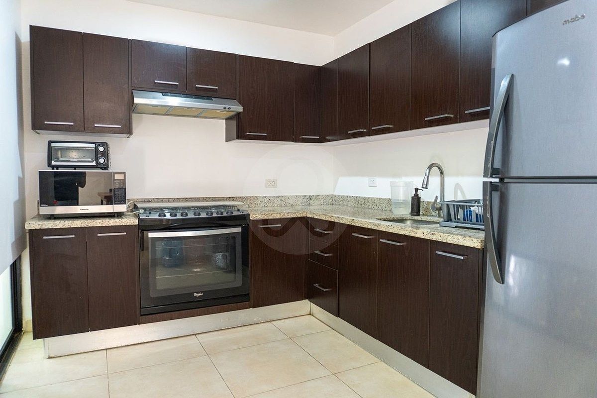 Townhouse zona norte con amenidades en Montebello - foto 5