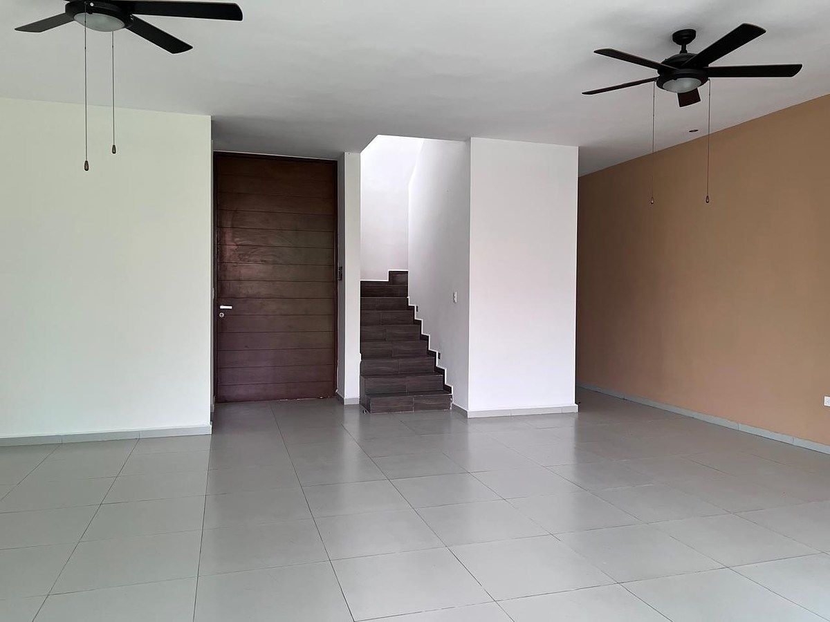 CASA EN VENTA EN MERIDA YUCATAN EN PRIVADA PARQUE CENTRAL CHOLUL - foto 5