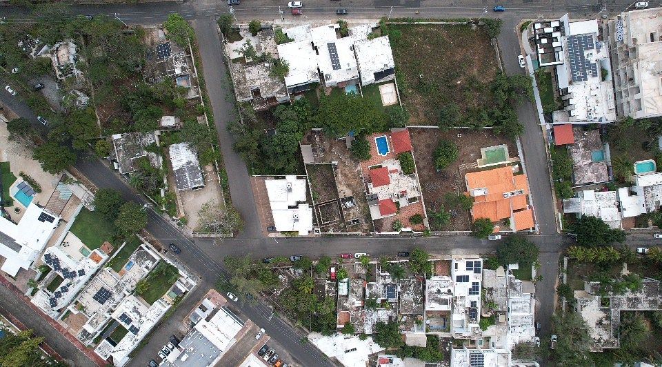 Terreno en venta en Montebello, Mérida - foto 1