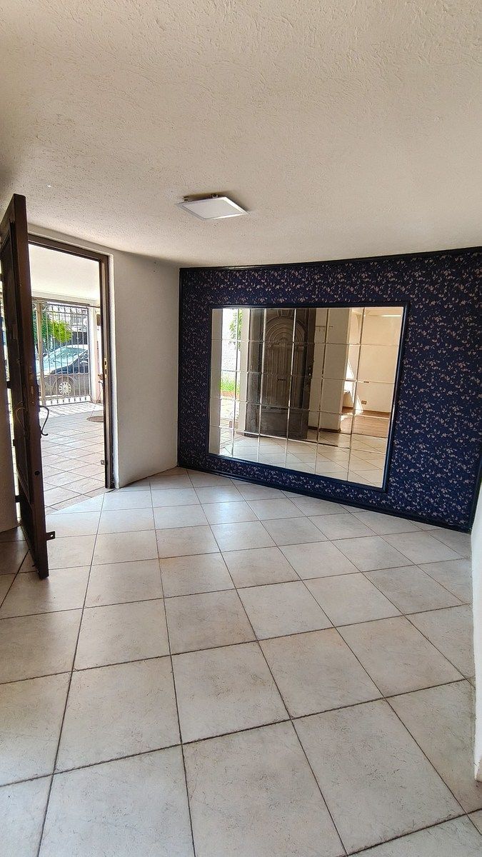 CASA VENTA JACARANDAS - TLALNEPANTLA, foto 1 de 12