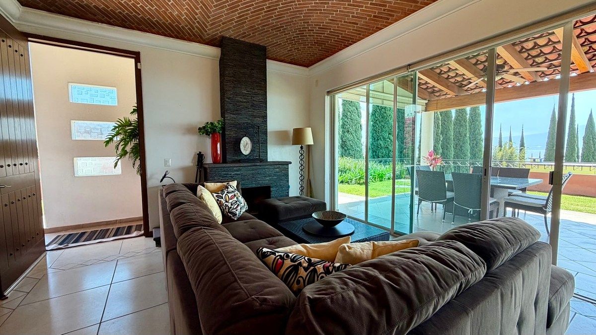 House in Gated Community in San Juan Cosala, Jocotepec, photo 10 of 47