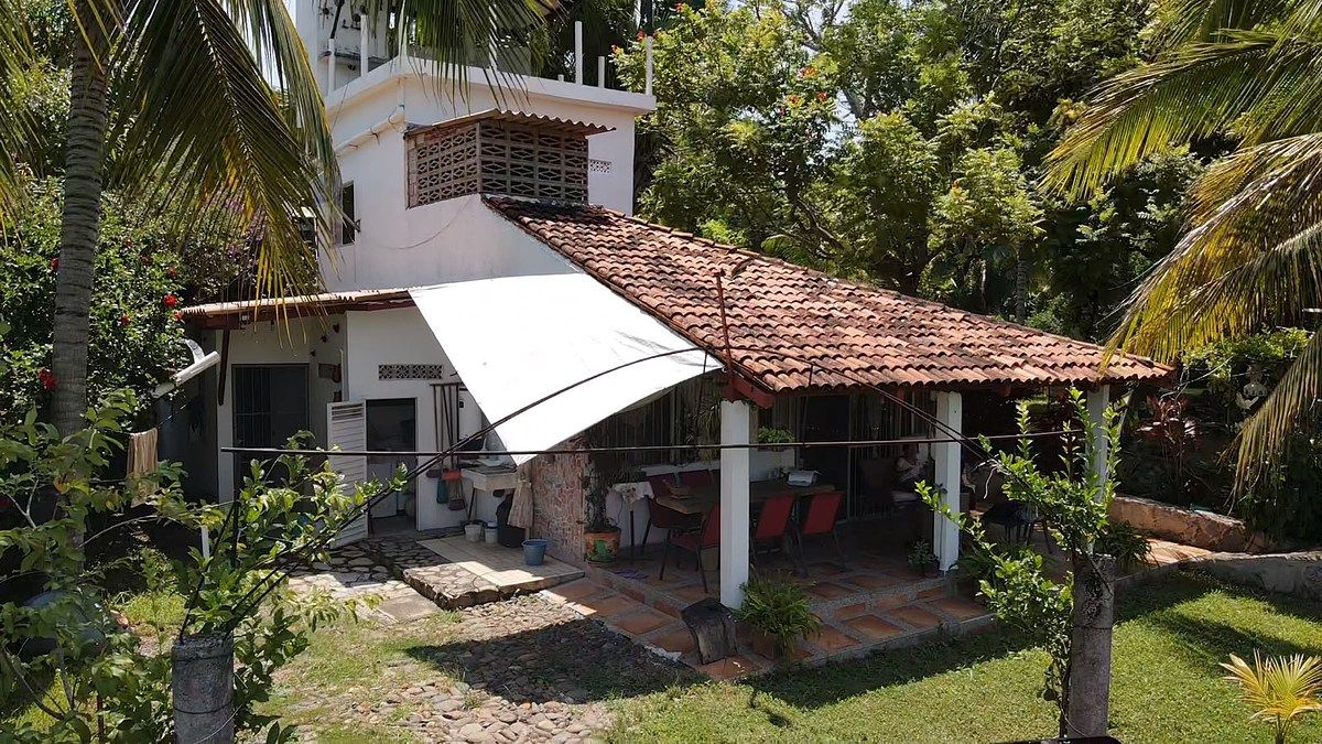 CASA À VENDA EM PLAYA PLATANITOS, foto 1 de 24