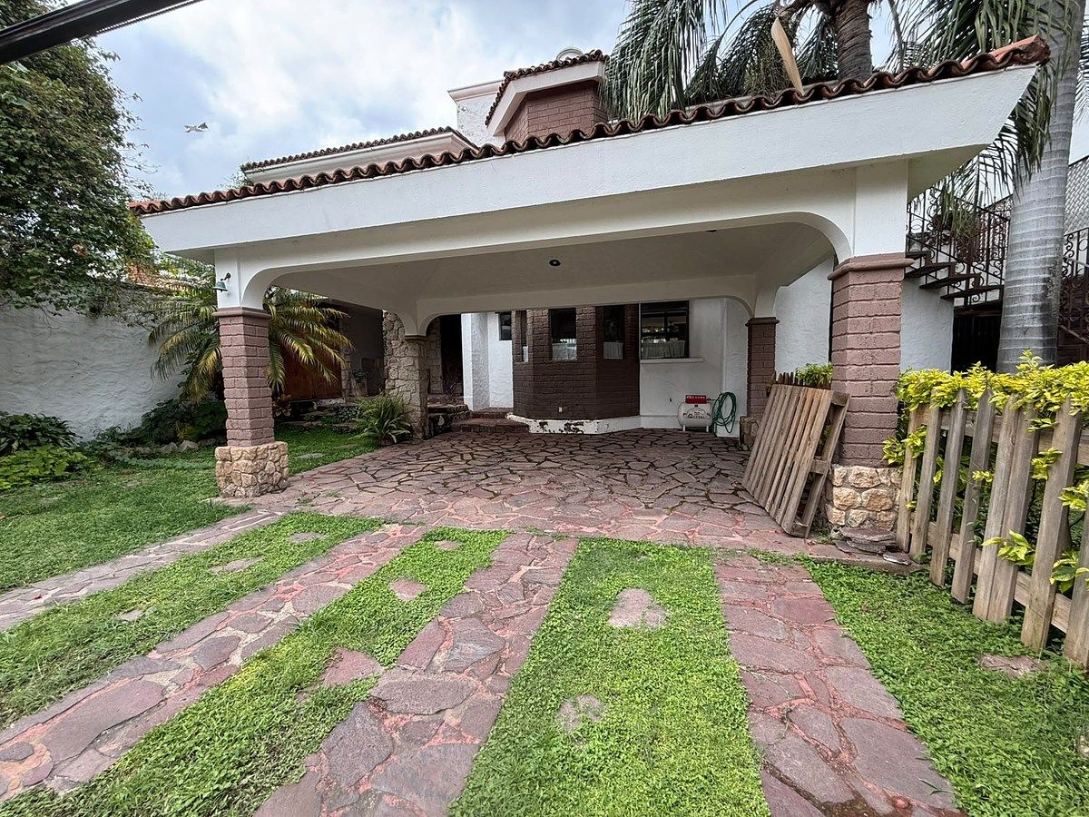 Se Vende Casa en Bugambilias Primera Sección - foto 3