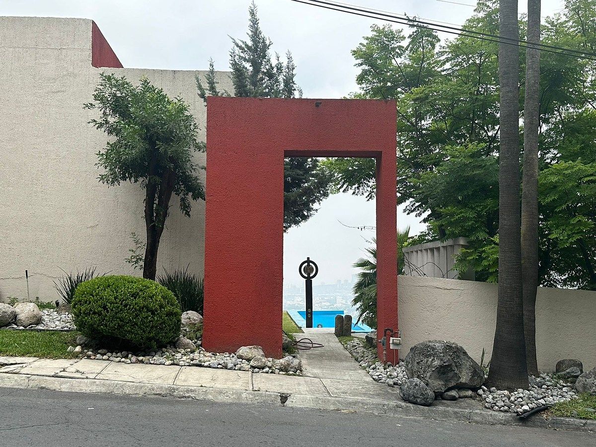 Casa en Lomas Del Rosario, San Pedro Garza García, foto 2 de 10