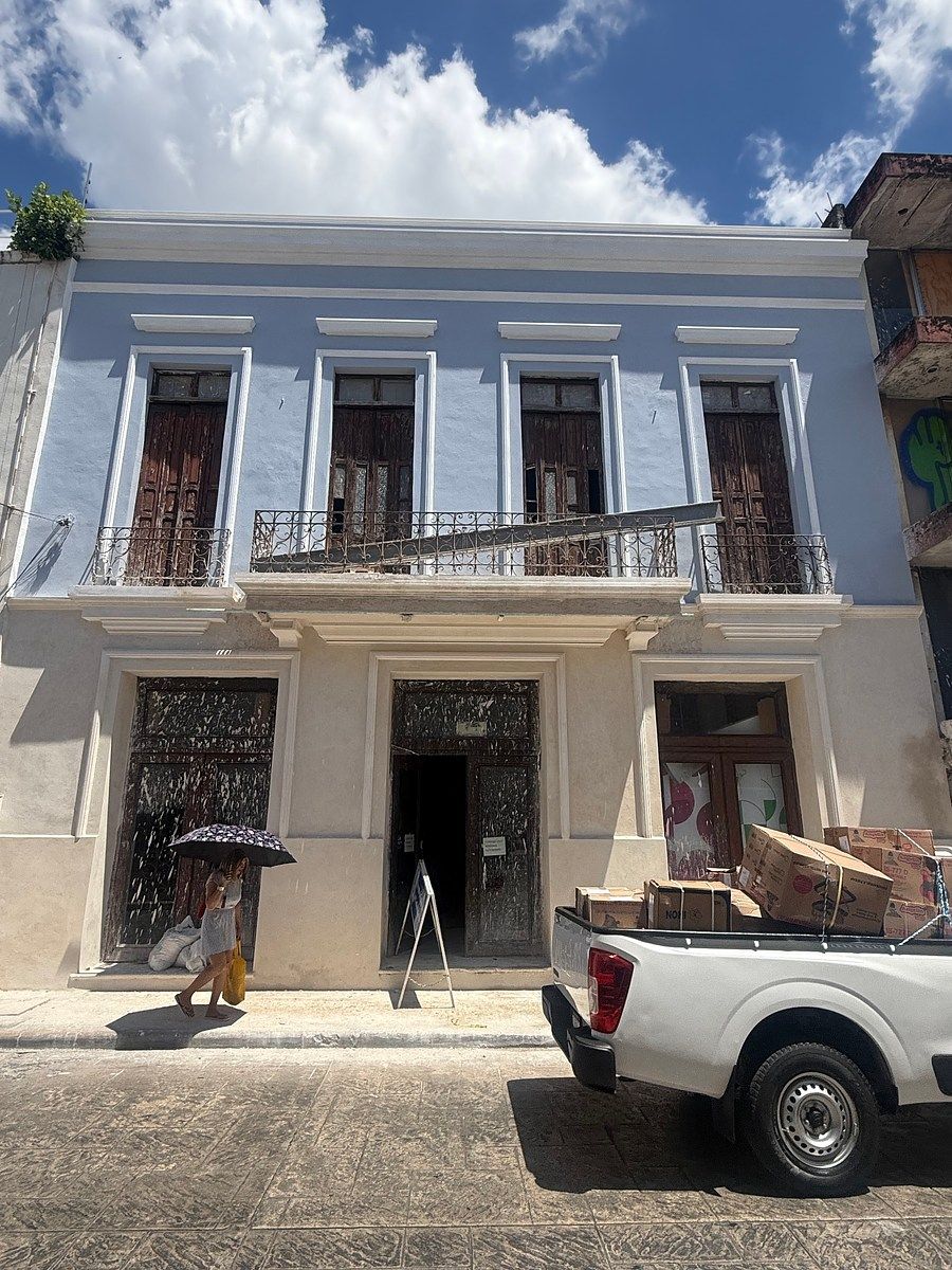 Centro 61, foto 1 de 16