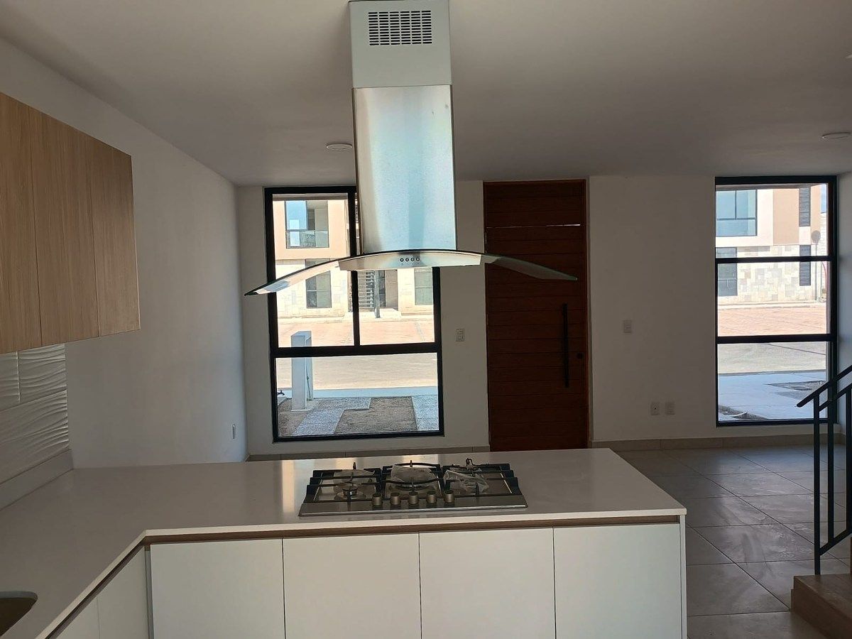 VENTA DE CASA EN RESIDENCIAL XANADÚ MOD. JANDII CORREGIDORA. 16 - foto 5