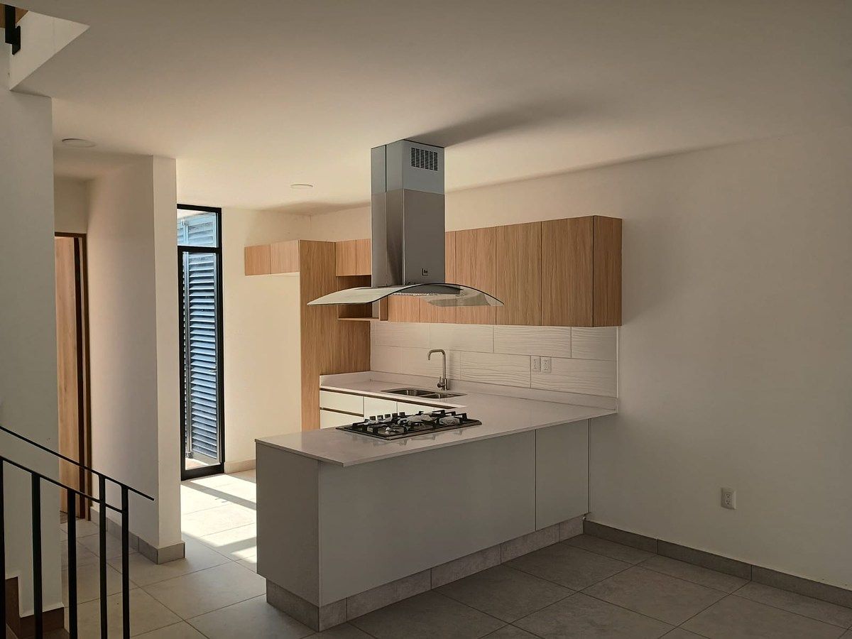 VENTA DE CASA EN RESIDENCIAL XANADÚ MOD. JANDII CORREGIDORA. 16 - foto 4