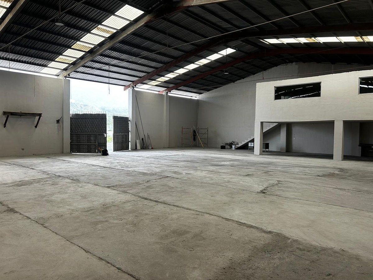 Galpão industrial em Privadas del Parque, Santa Catarina, foto 2 de 8