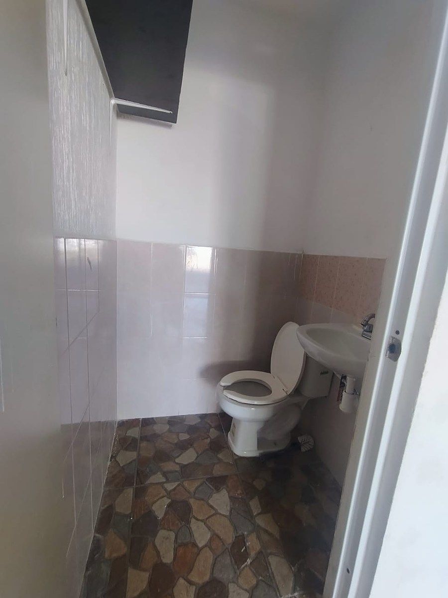 Retail Space in Los Héroes, Mérida, photo 2 of 7