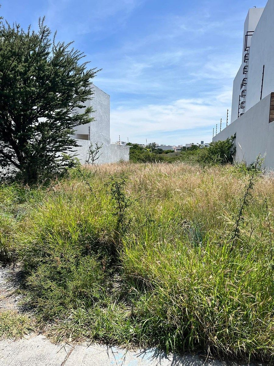 Lot in Cumbres del Lago, Querétaro, photo 3 of 3