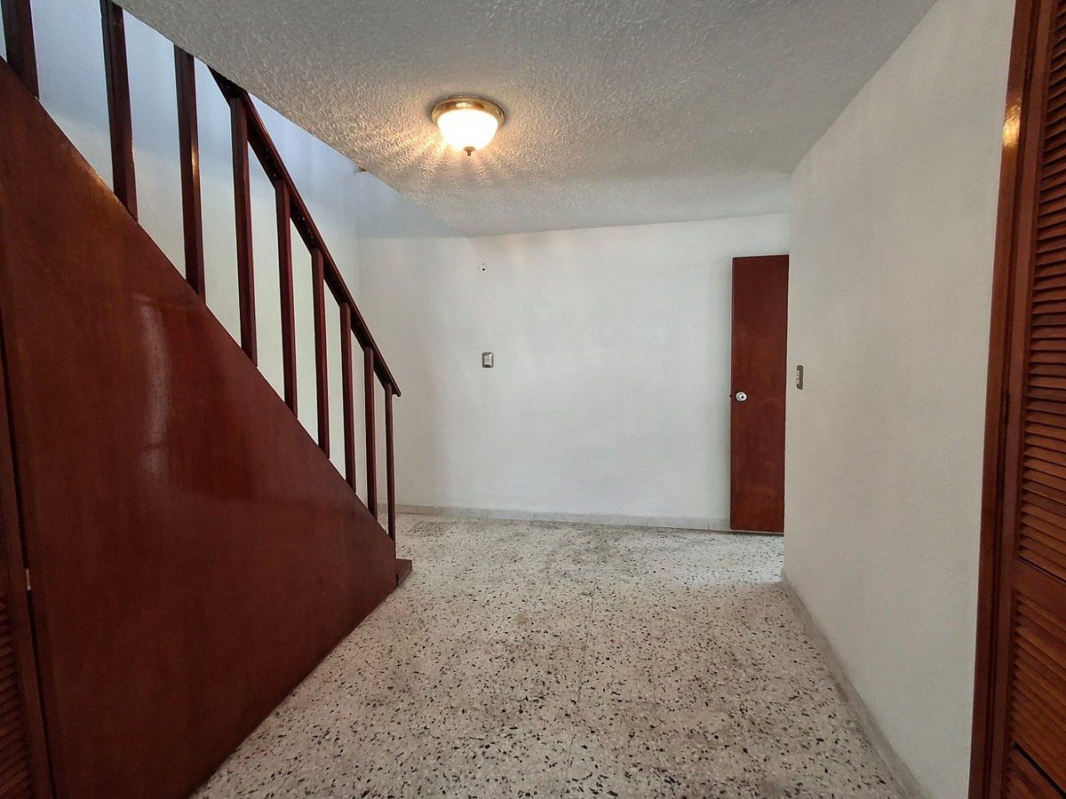 Casa con uso de suelo en Prados del Mirador, Querétaro, foto 34 de 35