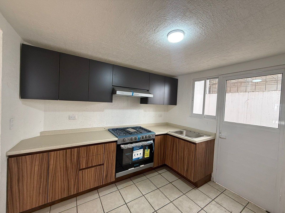 Casa en Venta – Coto Fernando VII, San Pedro Tlaquepaque - foto 4