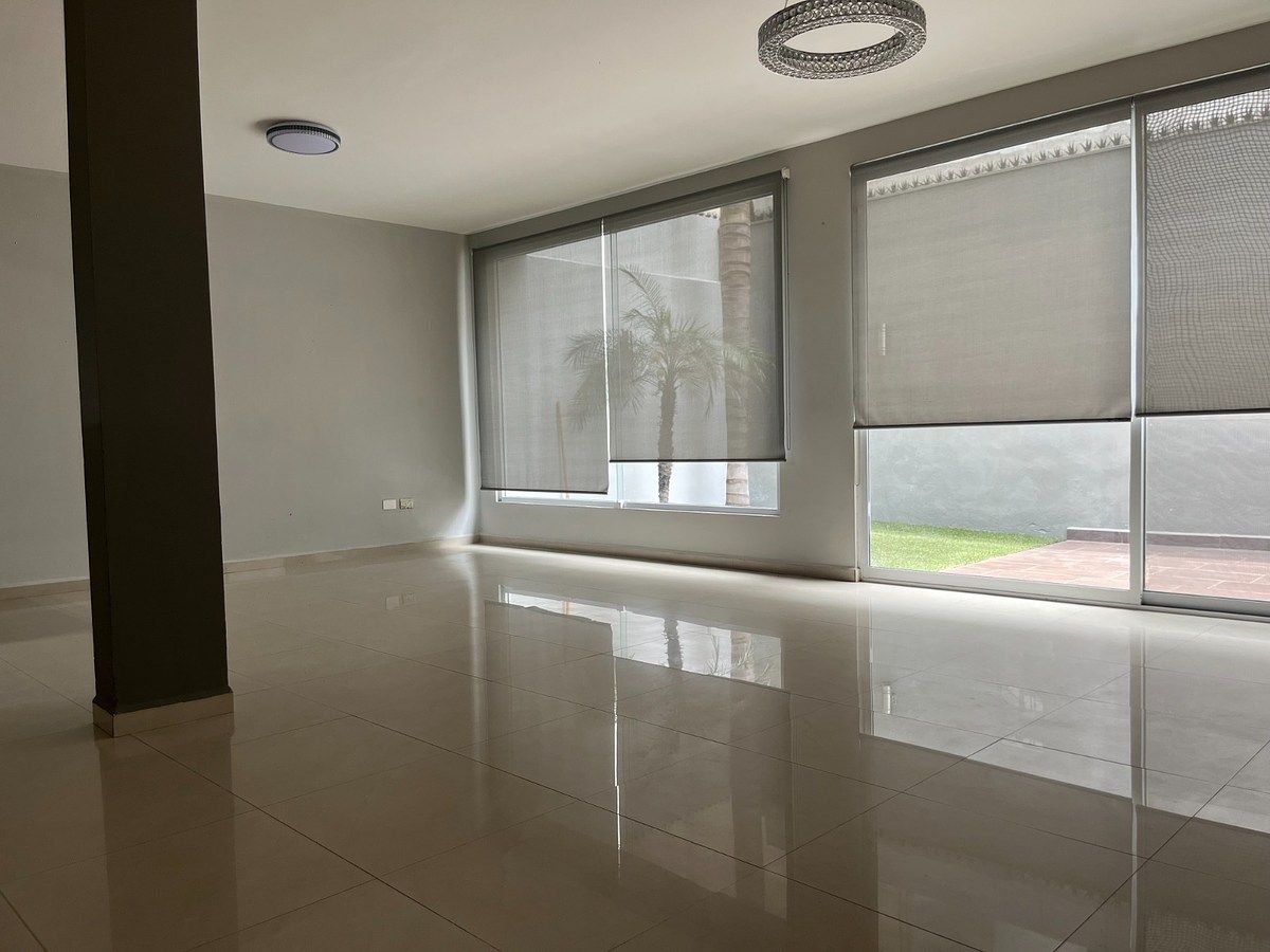 Casa en Cima del Bosque (Cumbres Elite 9 Sector), Monterrey, foto 5 de 21