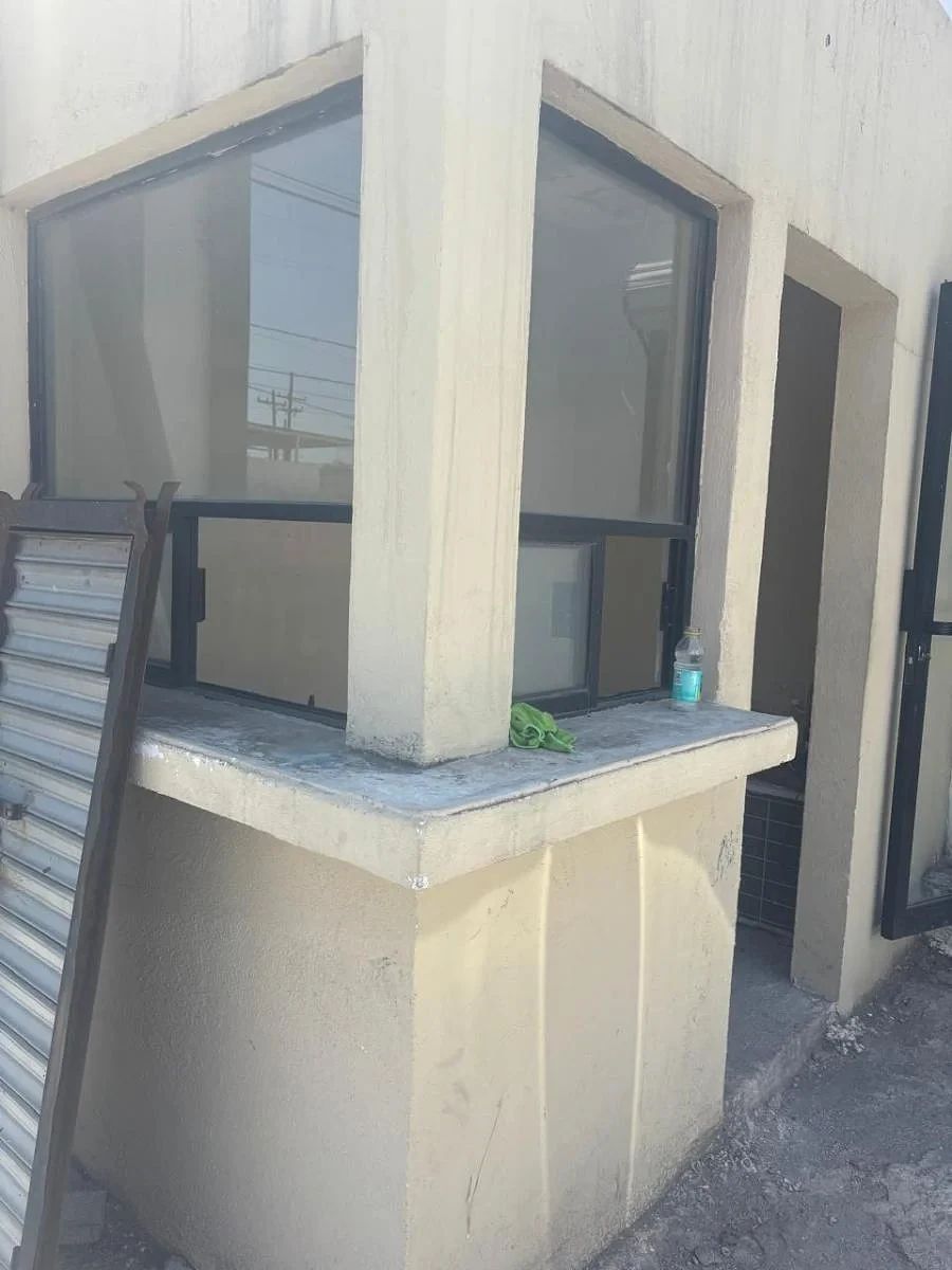 Commercial Storage Unit in Moderna, Monterrey, photo 3 of 10