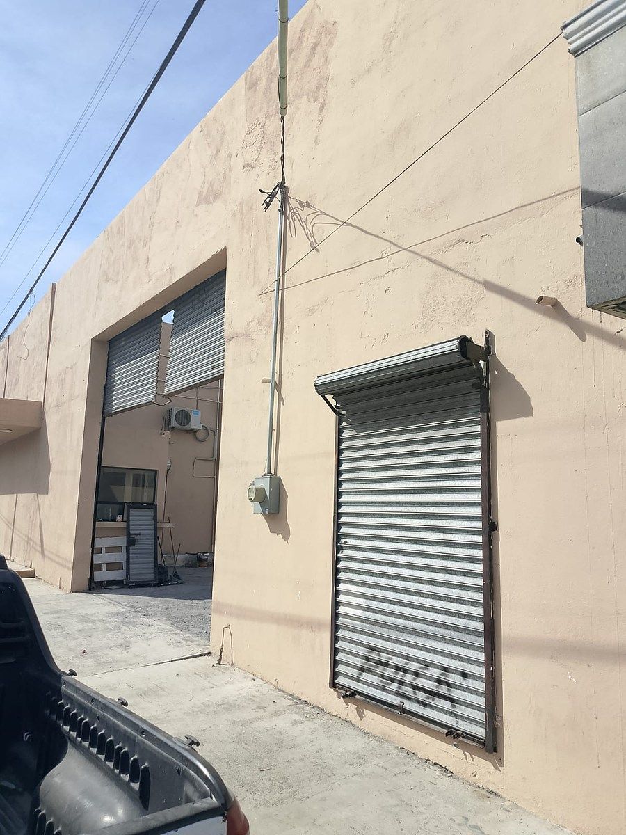 Commercial Storage Unit in Moderna, Monterrey, photo 5 of 10