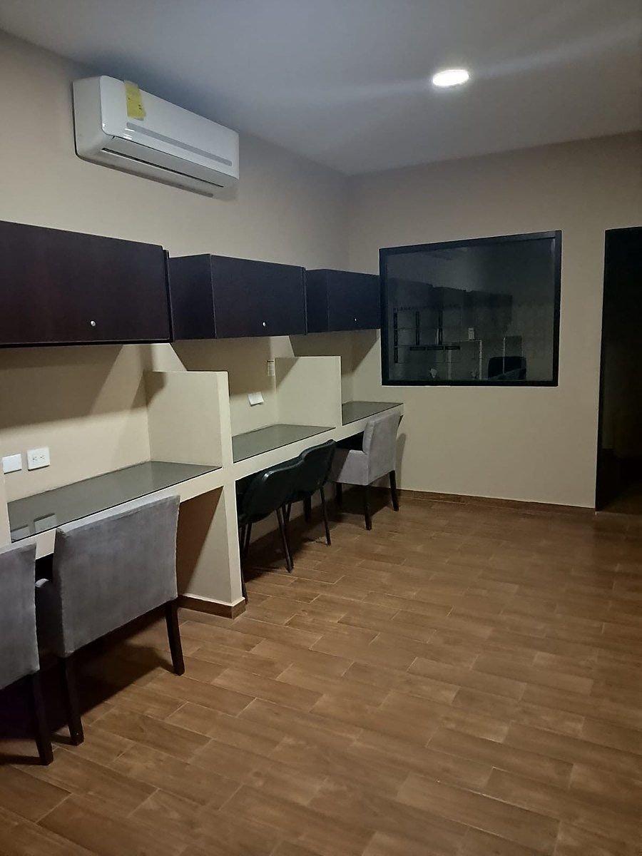 Commercial Storage Unit in Moderna, Monterrey, photo 8 of 10