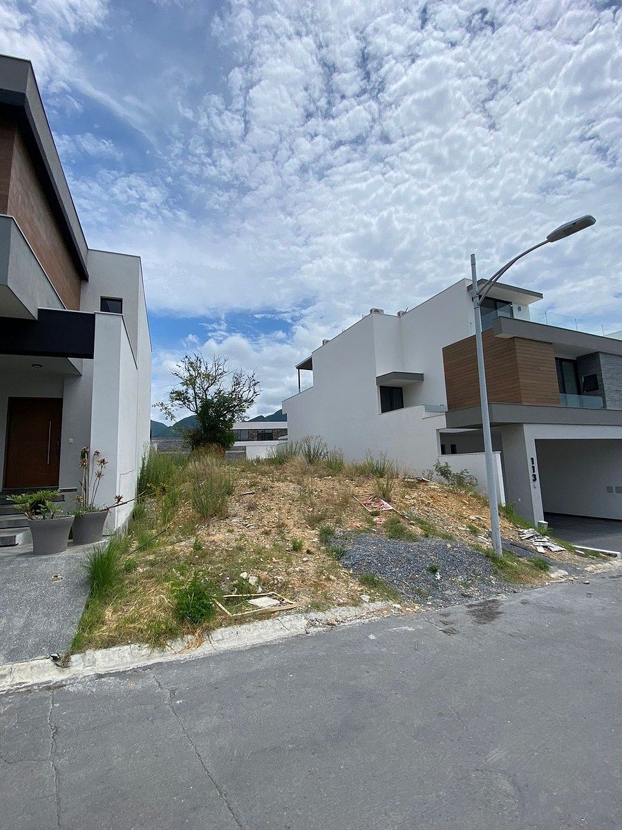 TERRENO EN VENTA EN RES. LOS OLIVOS, EL BARRO, CARRETERA NACIONAL - foto 2