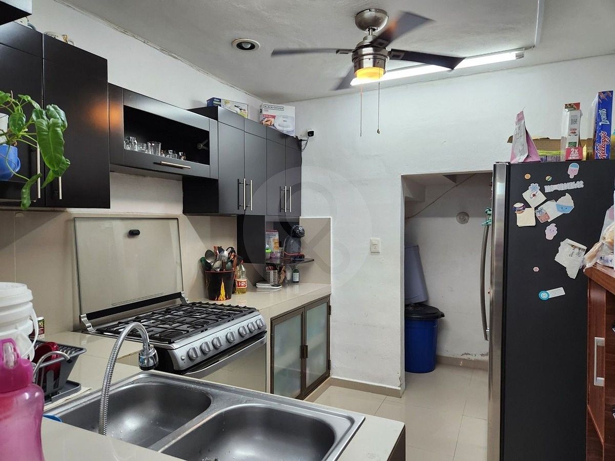 Venta de casa 3 Habitaciones con amplios espacios con piscina y Equipada - foto 5