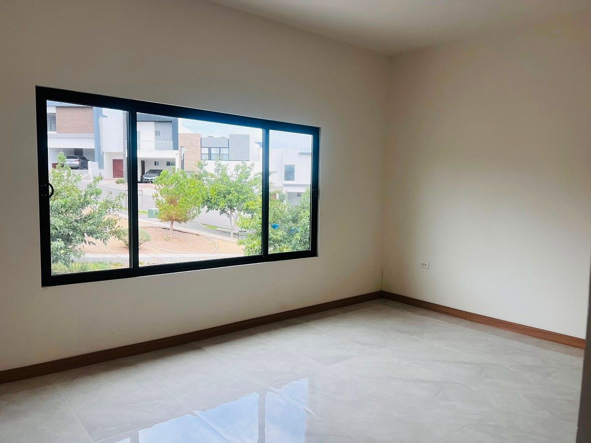 House in Torralba Residencial, Chihuahua, photo 9 of 14