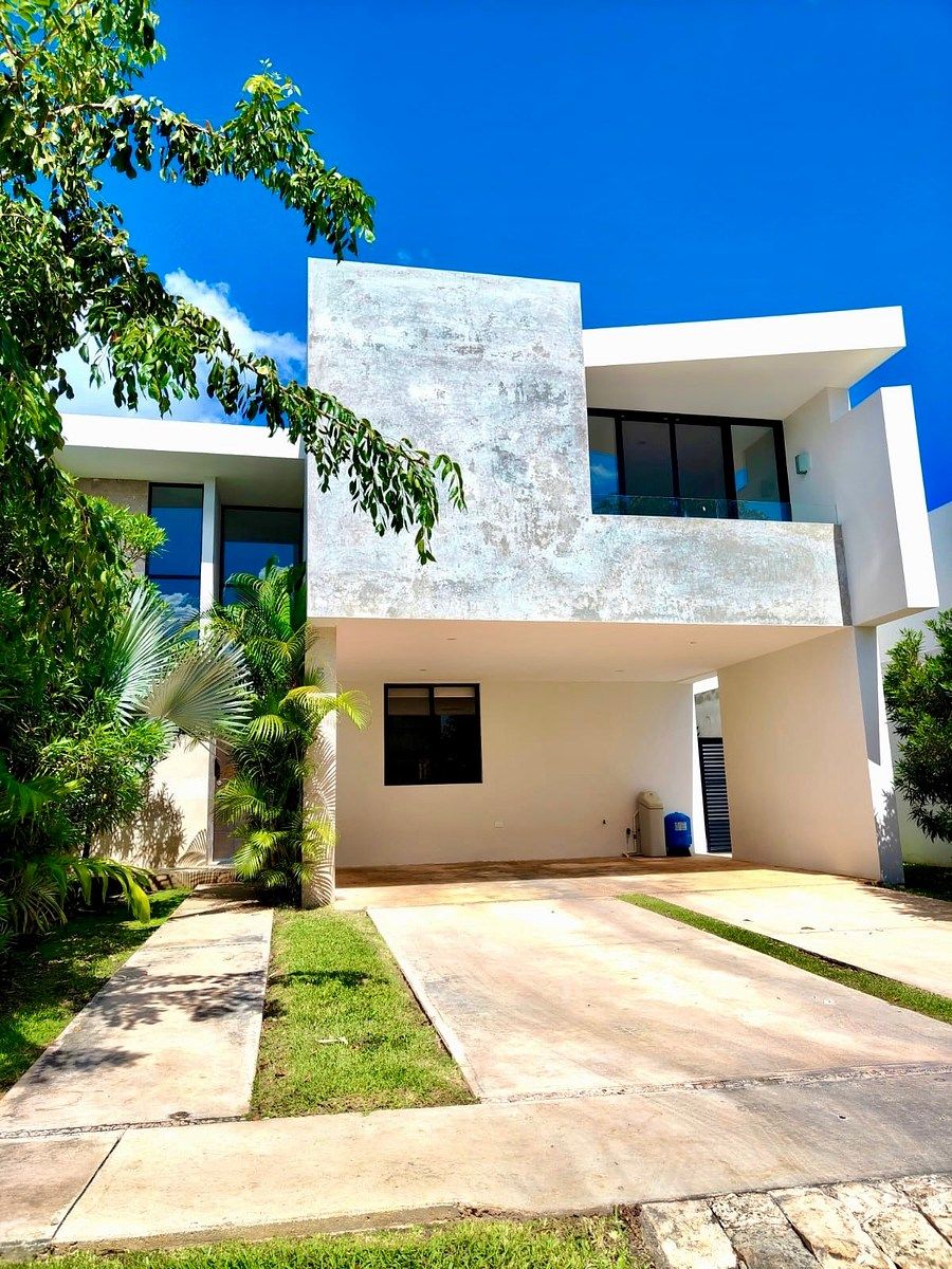 CASA EN VENTA DE 4 RECÁMARAS, AMUEBLADA Y EQUIPADA EN PARQUE CENTRAL CHOLUL, foto 1 de 16