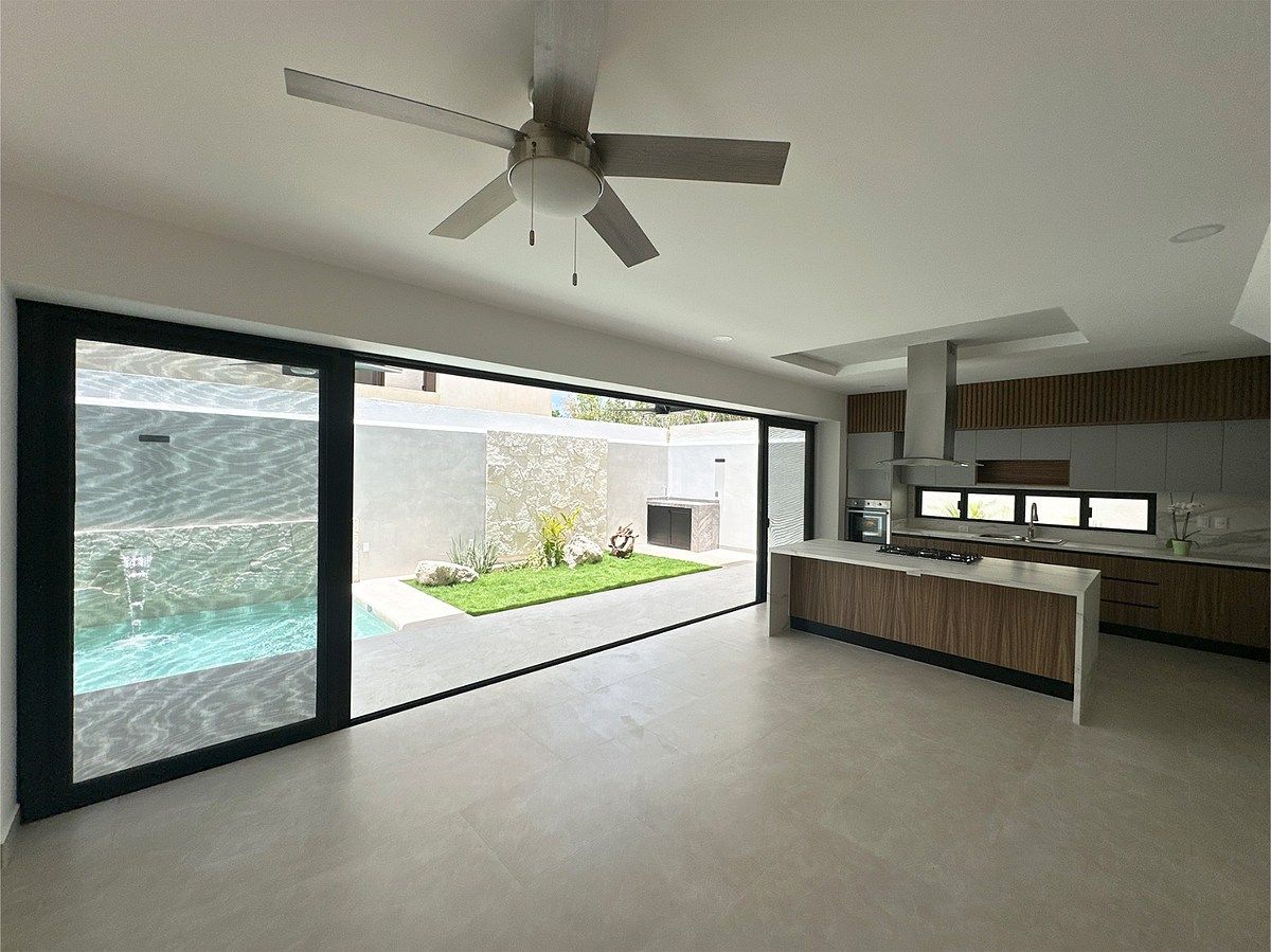 Casa em Vía Cumbres Residencial, Benito Juárez, foto 2 de 19