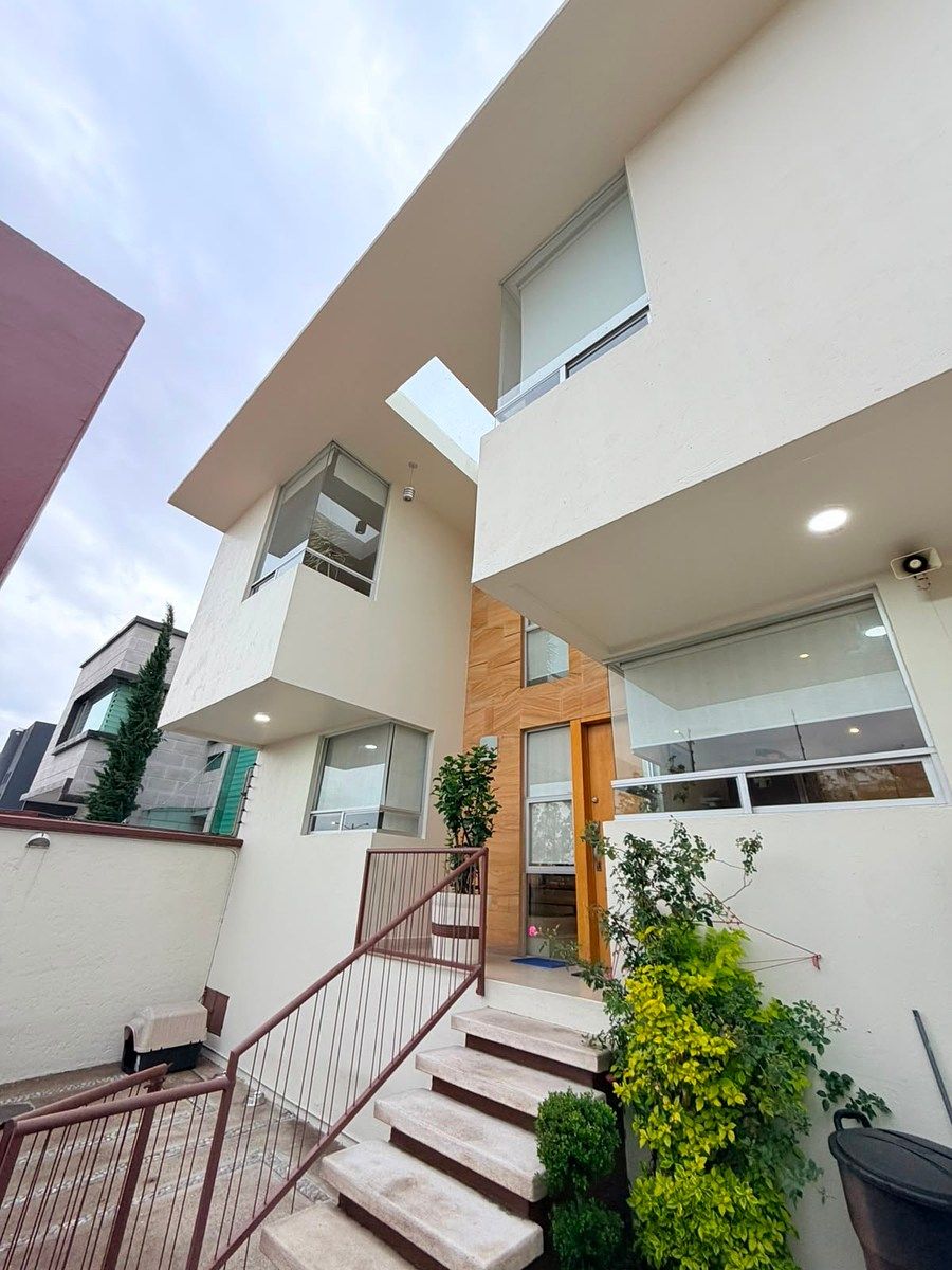 Casa en Lomas Verdes 6a Sección, Naucalpan de Juárez, foto 2 de 27