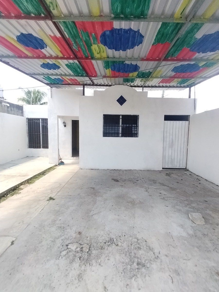Casa en venta dentro de la ciudad de Mérida - Polígono CTM - foto 2
