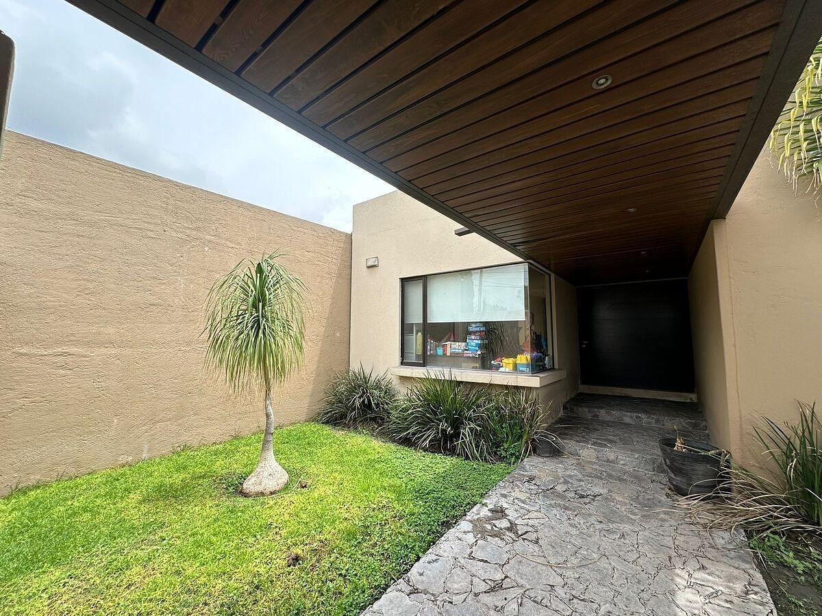 RESIDENCIA EN VENTA EN FRAC. VILLAS DEL MESON JURIQUILLA QUERETARO - foto 2