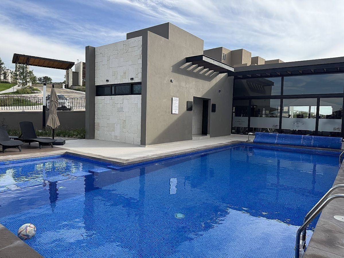House in Lomas del Campanario Norte, Querétaro, photo 2 of 34