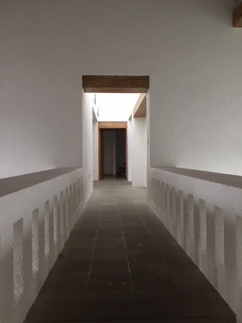 6 de 29: PASILLO