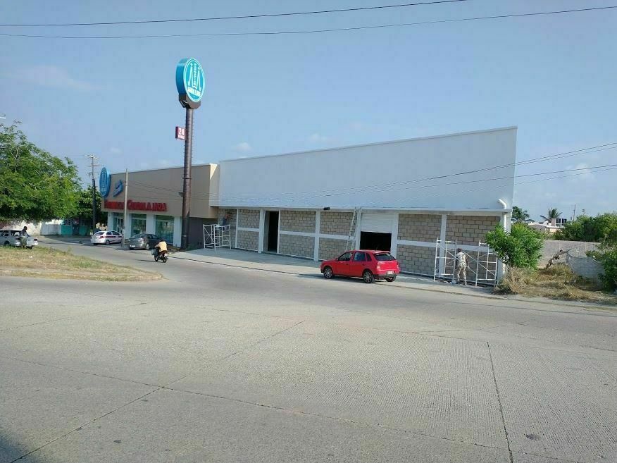 4 of 9: vista calle