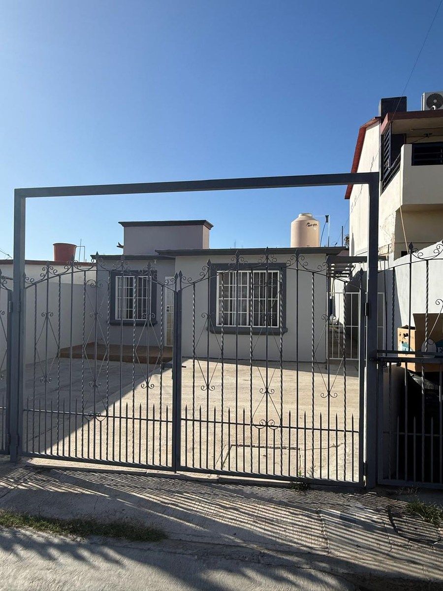 Casa para Aluguel Valle Dorado, foto 1 de 11