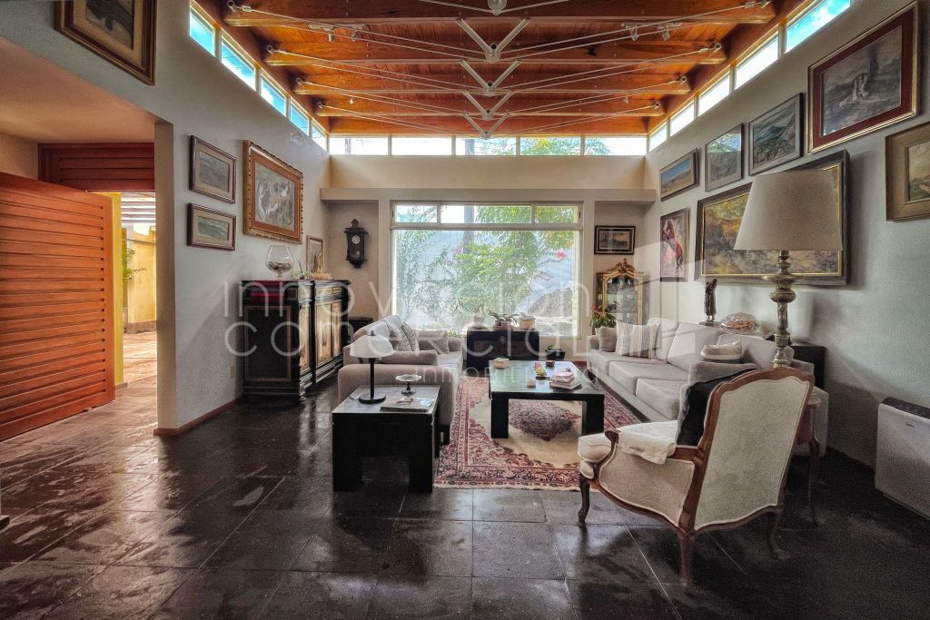 2 de 38: Sala