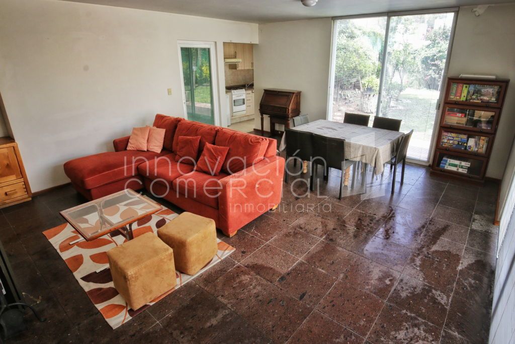38 de 38: Espacio de sala y comedor