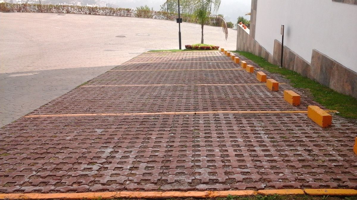 4 de 8