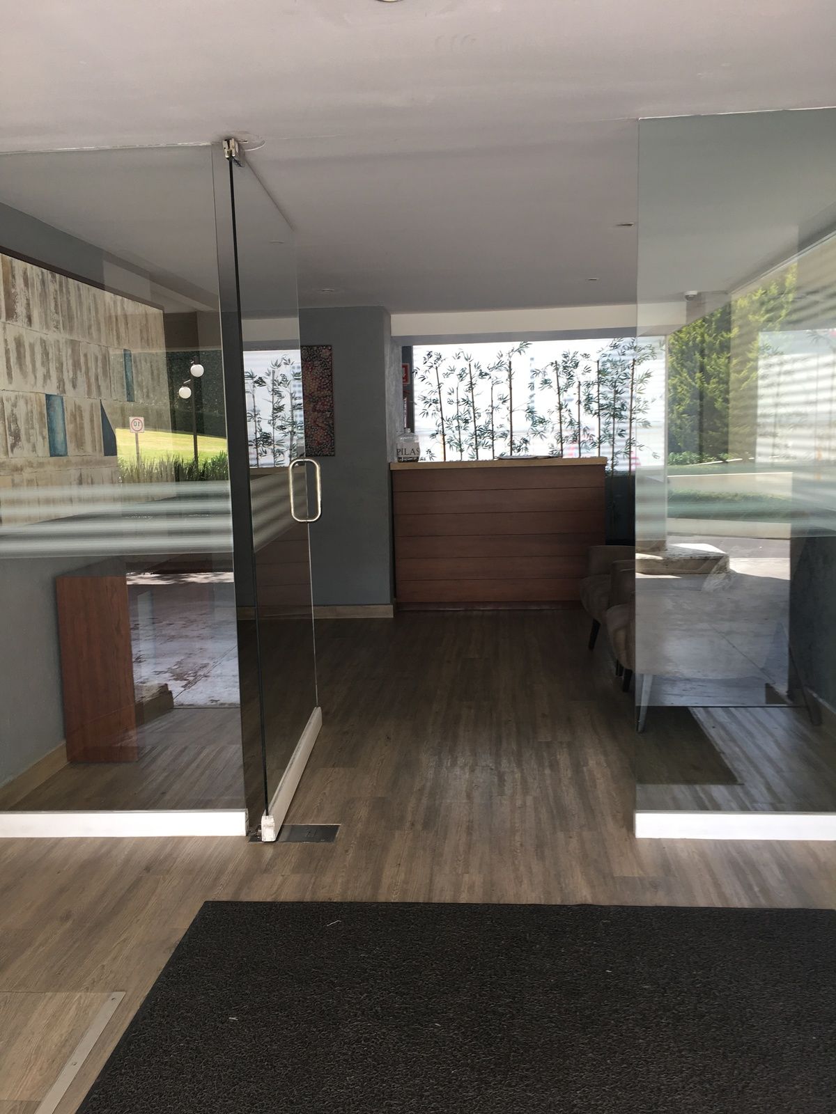 2 de 18: Lobby