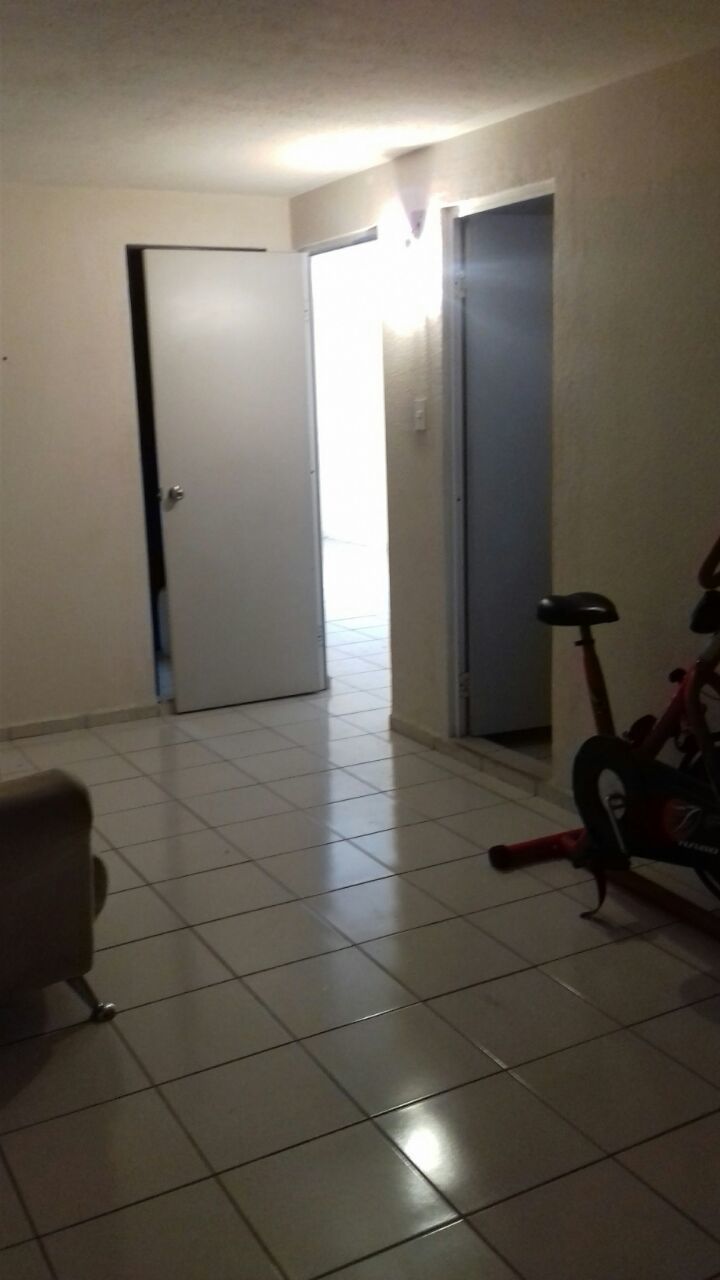 3 de 18: Casa en Venta un Nivel Priv. El Arcangel II, Qro.