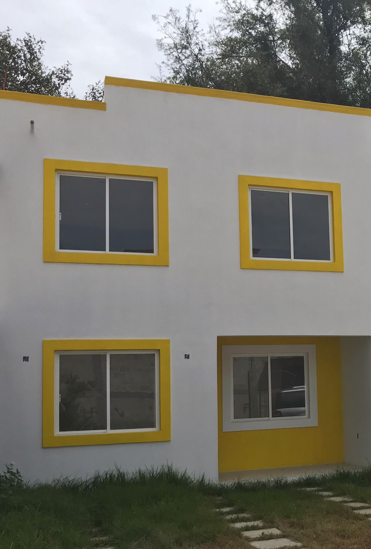 1 de 6: Casa de dos niveles