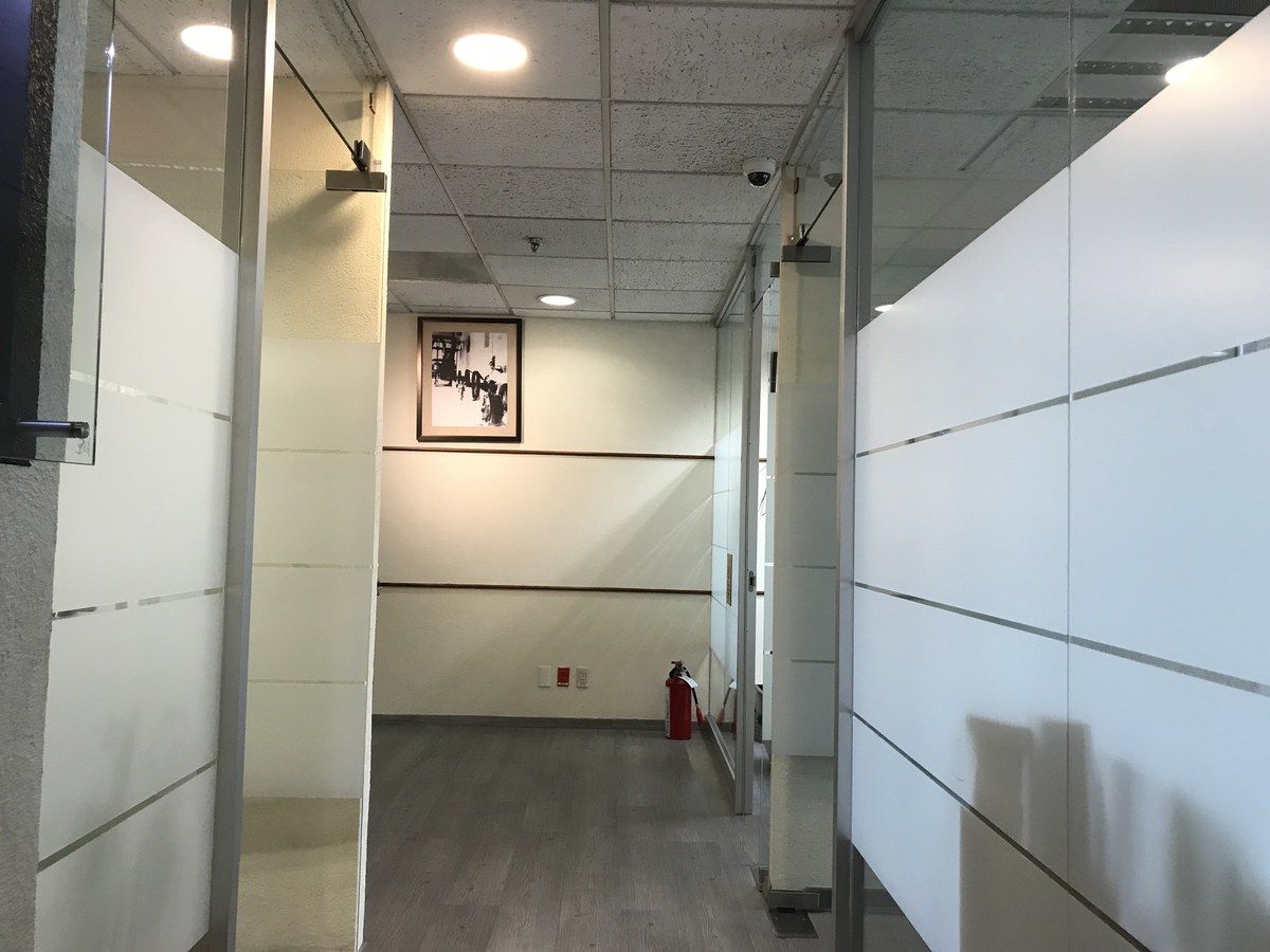 8 de 18: pasillo interior