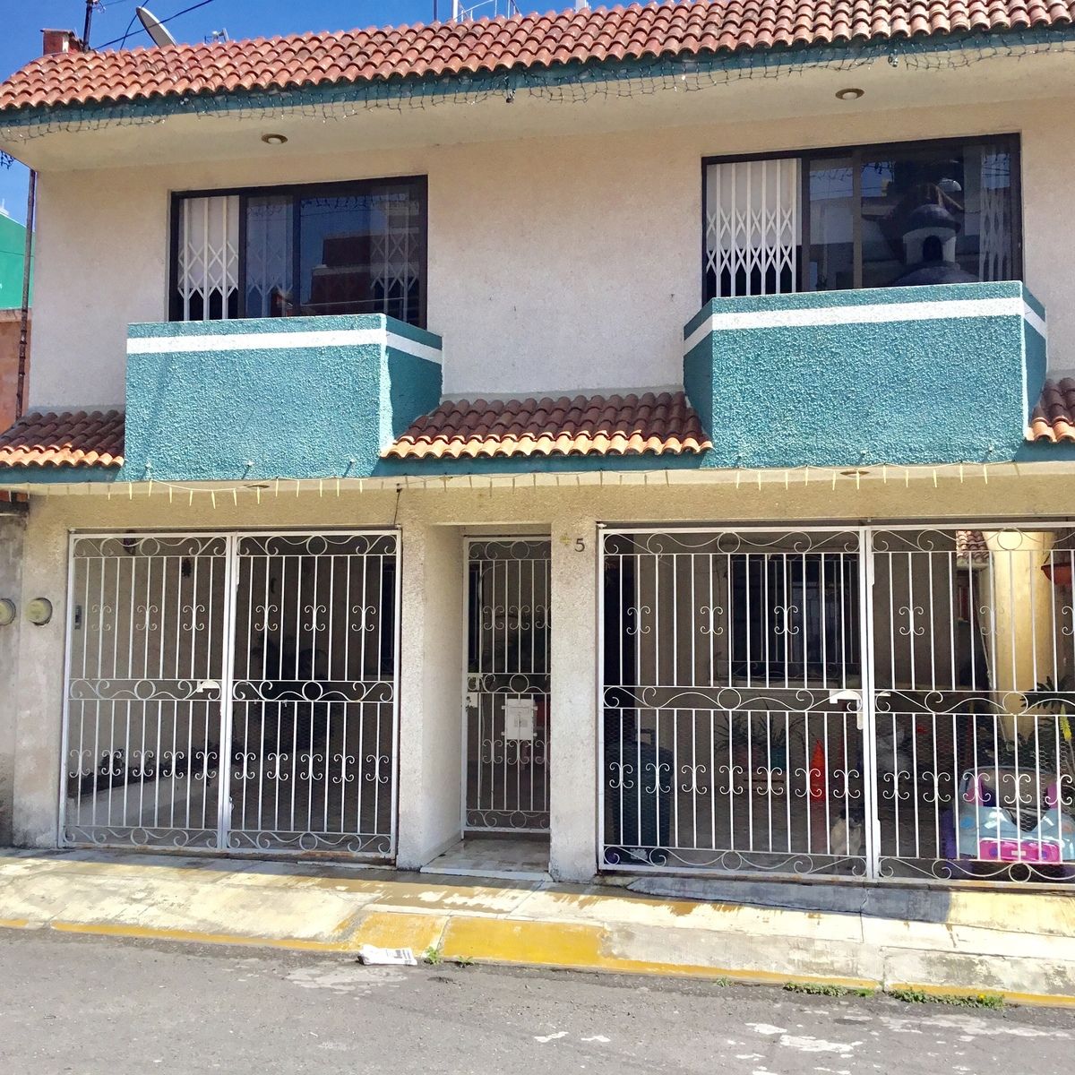 2 de 16