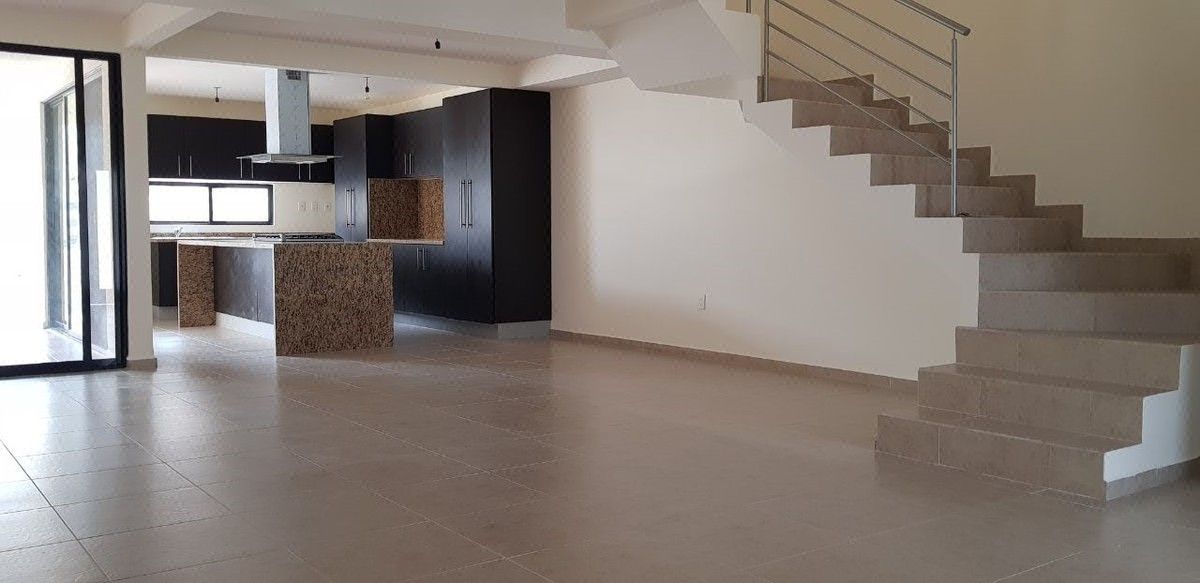 Casa Nueva en Zibata con alberca, gimnasio, salón de usos múltiples