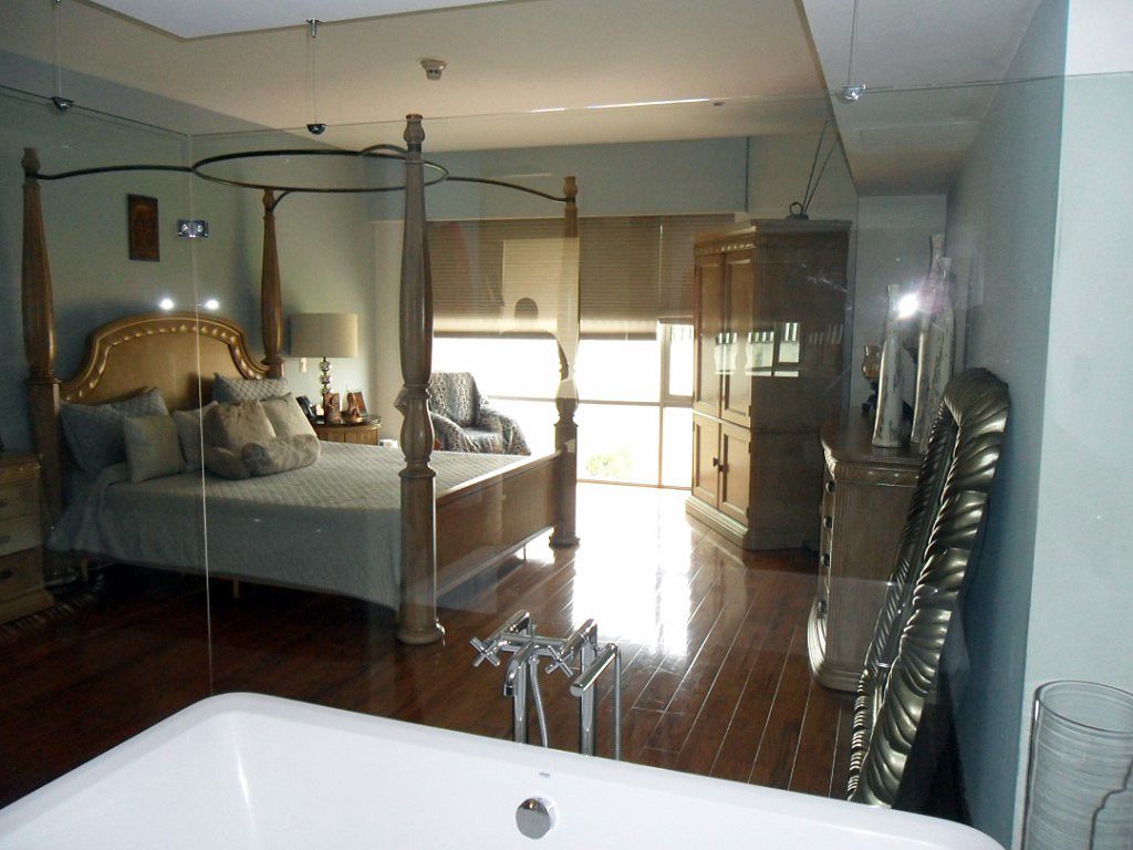 4 de 23: Vista Baño a Recamara