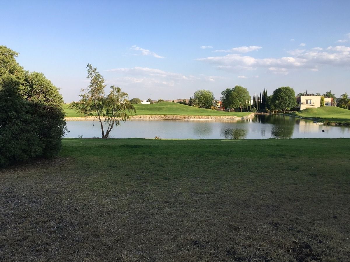 Vista del jardin , foto 4 de 16